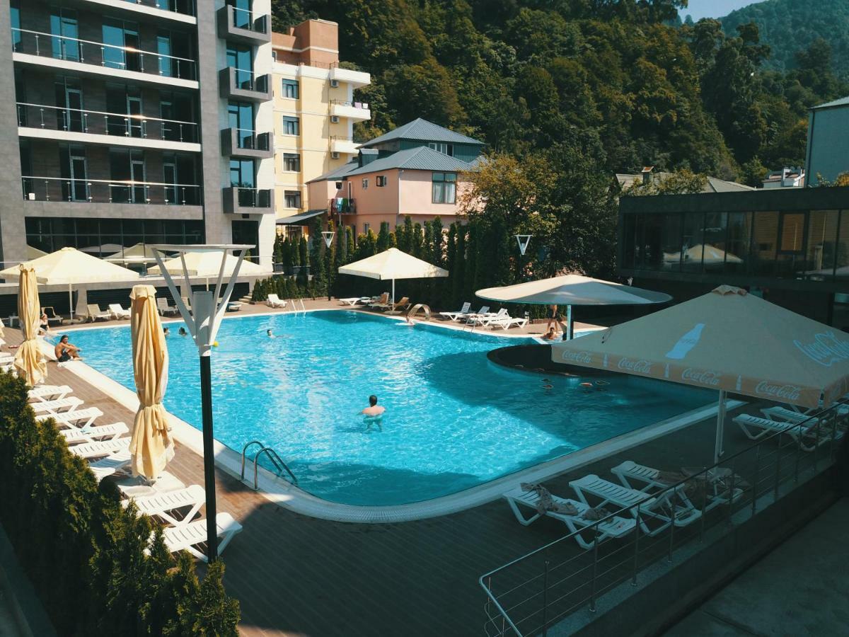 Hotel Neptun Kvariati Kültér fotó